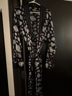 Harley-Davidson Black Satin Logo Print Robe with Silver Accents